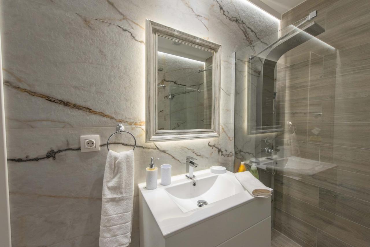 1571_suites A1